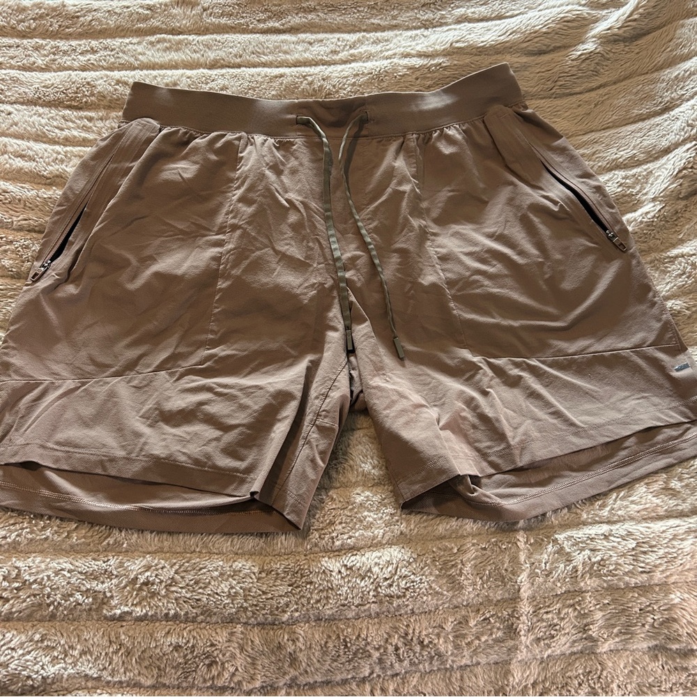 Lululemon License To Train Shorts 7”